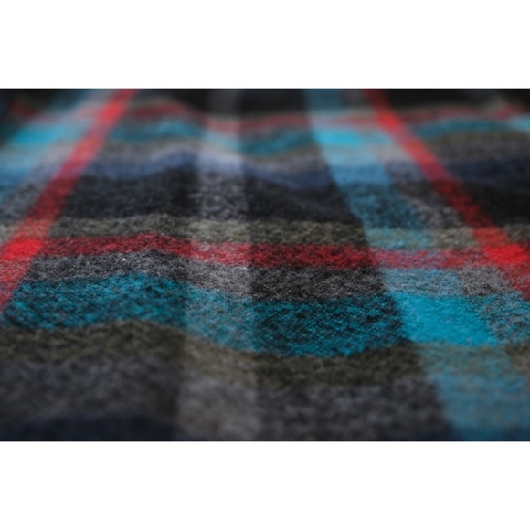 Yohji Yamamoto - AW02 Wool Flannel Dual-Zip Plaid Shirt Jacket - Picture 8 of 15